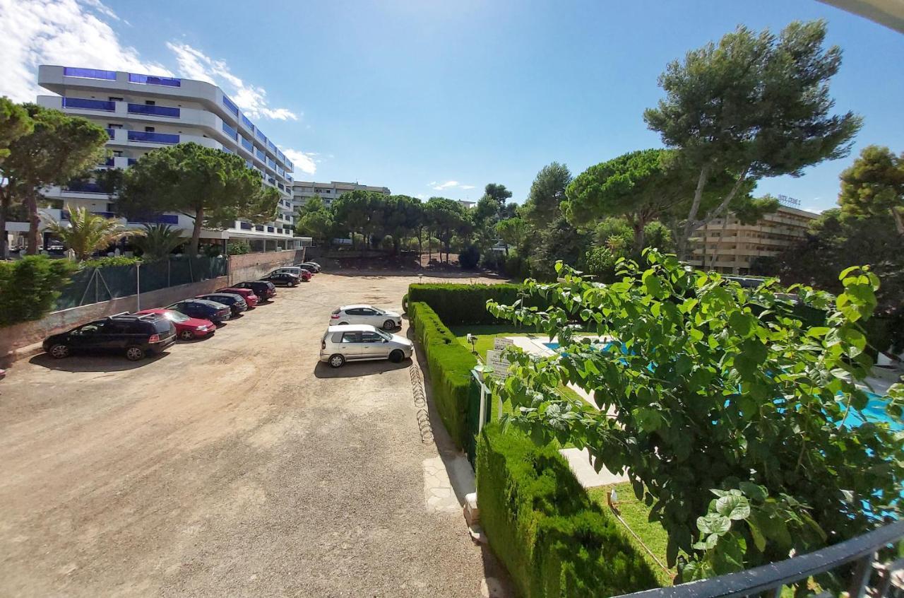 Apartamentos Casanostra Салоу Екстериор снимка