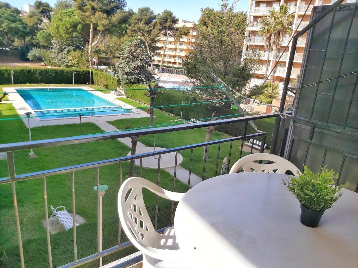 Apartamentos Casanostra Салоу Екстериор снимка