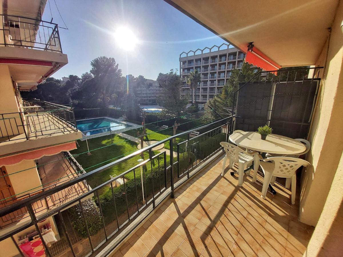 Apartamentos Casanostra Салоу Екстериор снимка