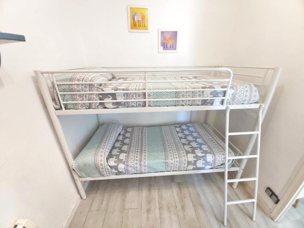 Apartamentos Casanostra Салоу Екстериор снимка