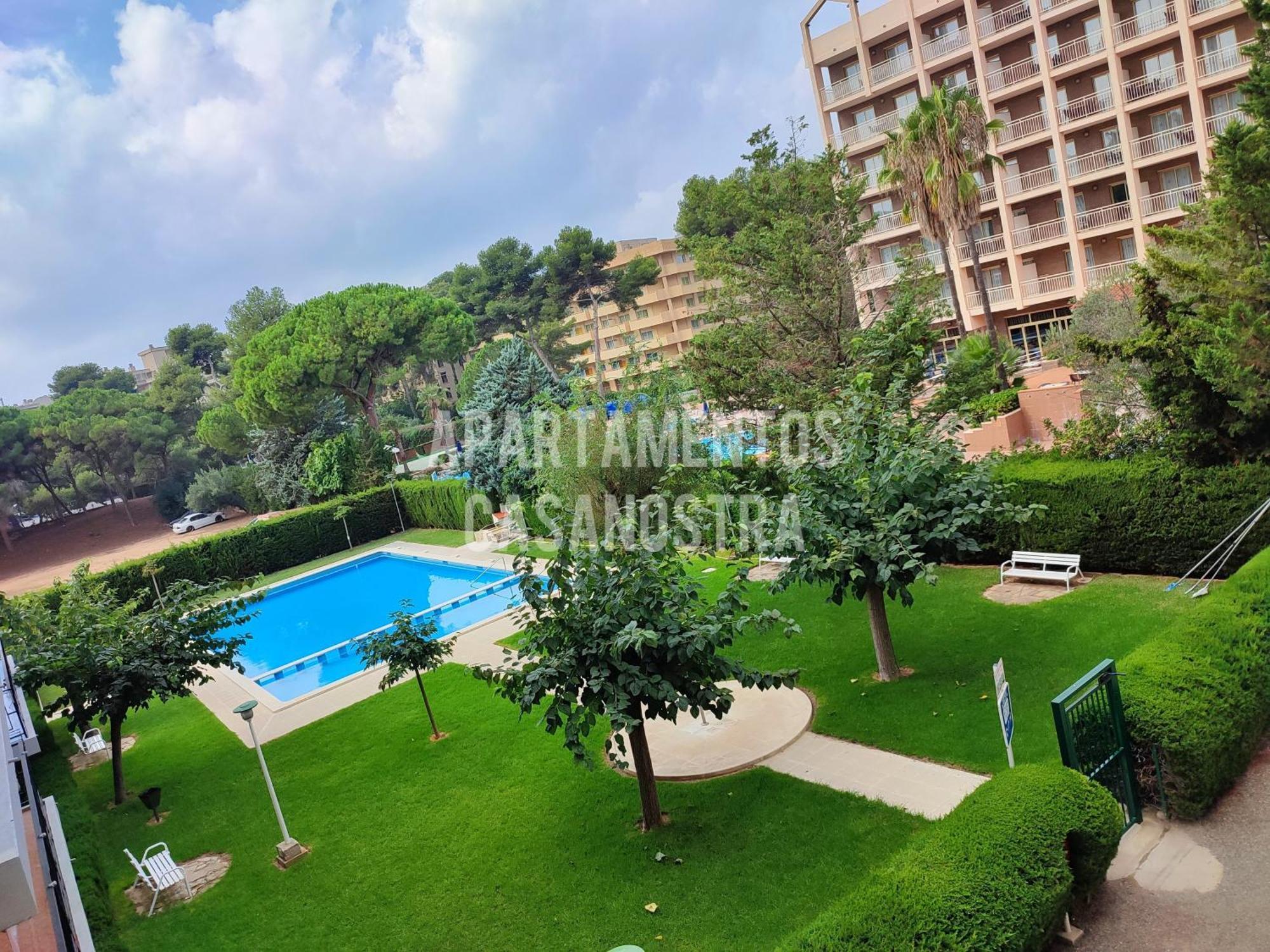 Apartamentos Casanostra Салоу Екстериор снимка