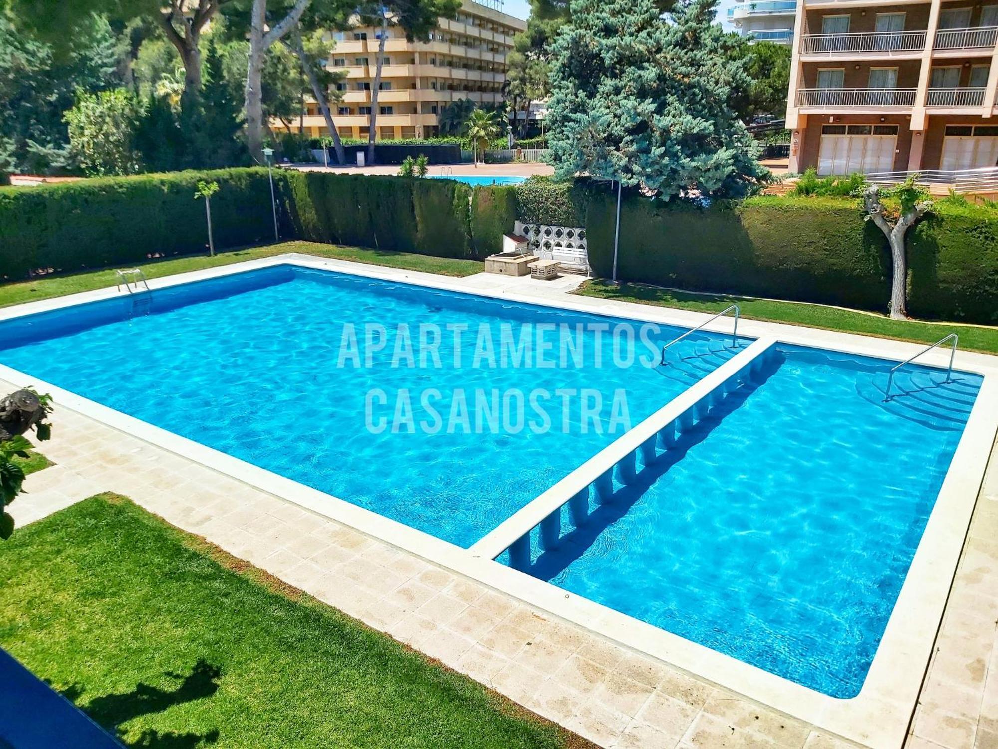 Apartamentos Casanostra Салоу Екстериор снимка